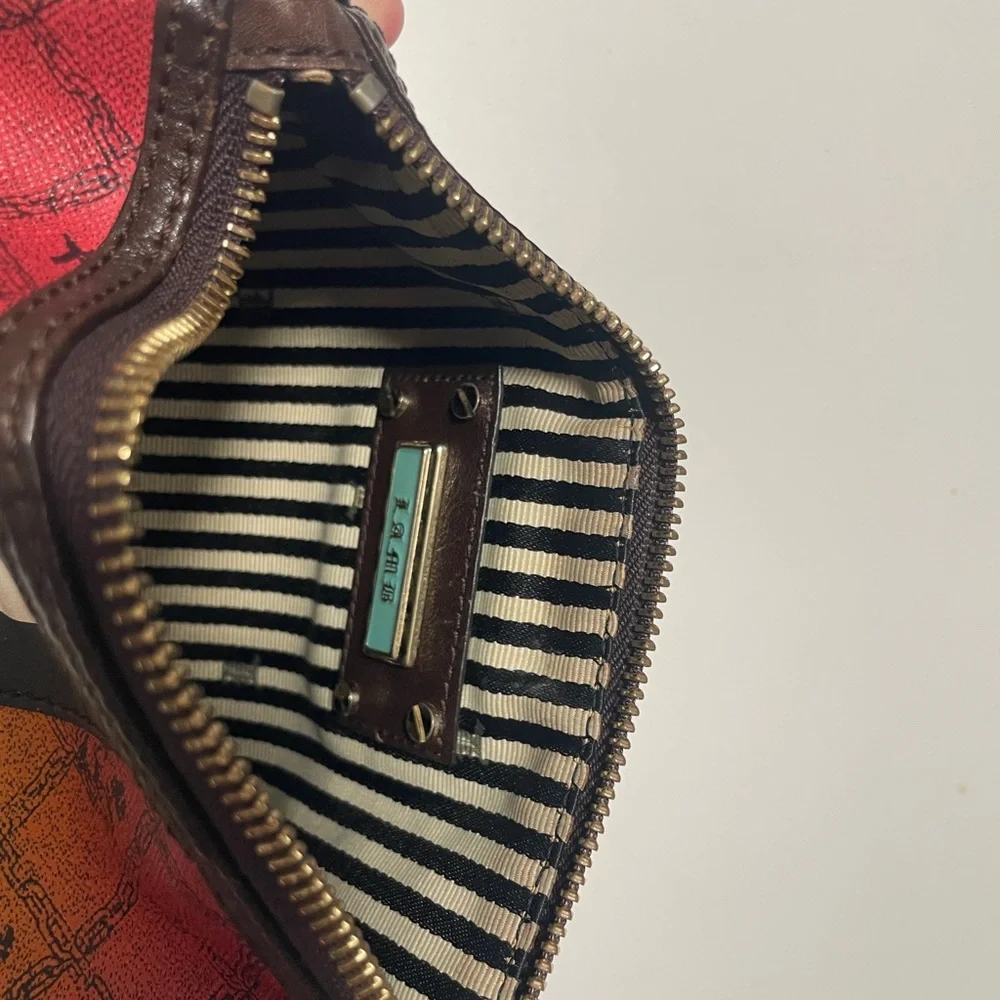 L.A.M.B. Rasta Ombre zipper makeup cosmetics clutch bag - Picture 8 of 8